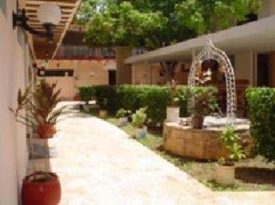 Hotel Plaza Yucatan Ticul Екстериор снимка