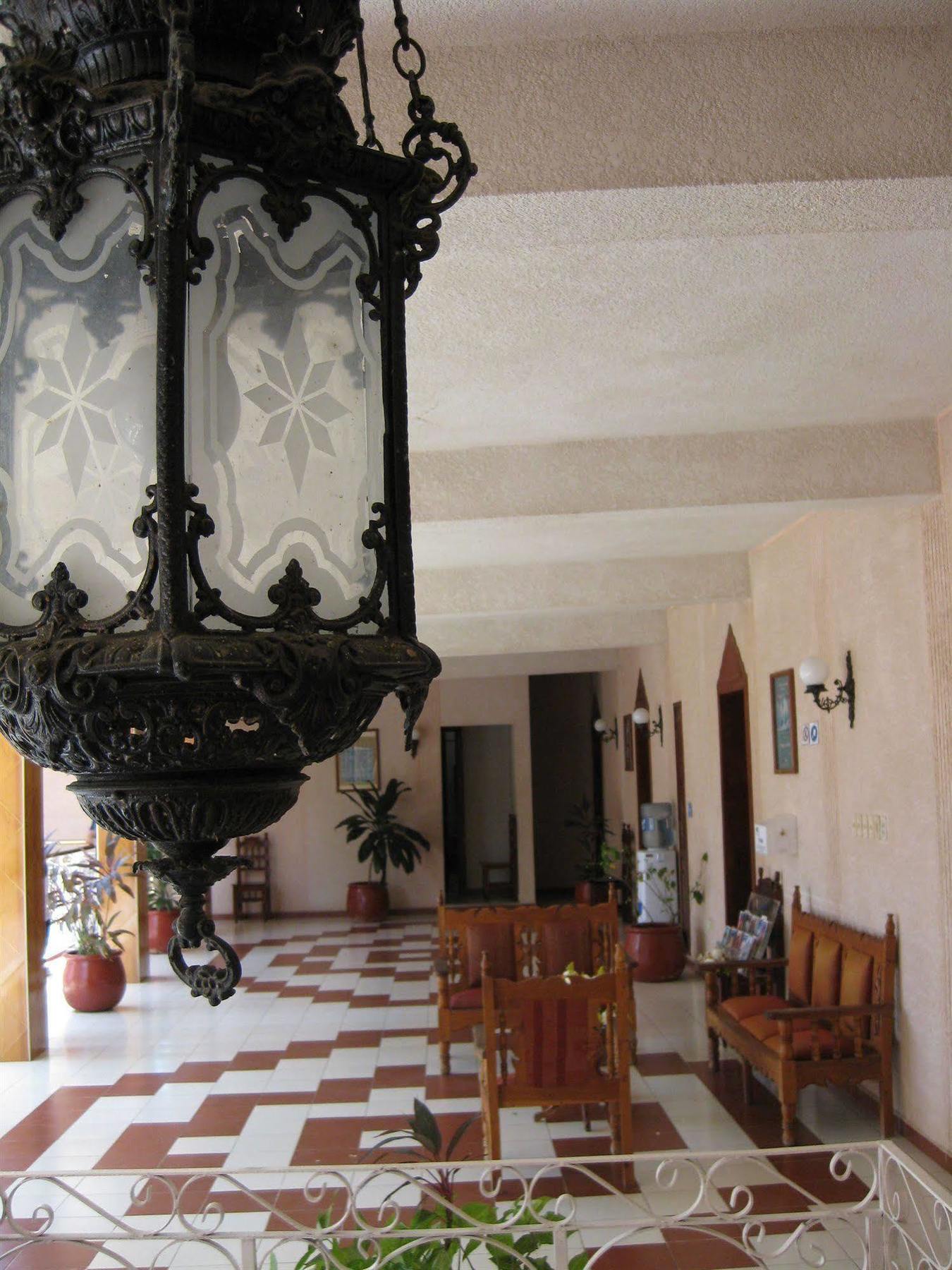 Hotel Plaza Yucatan Ticul Екстериор снимка